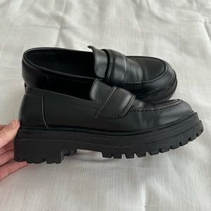 Women’s Black Loafers size 7.5